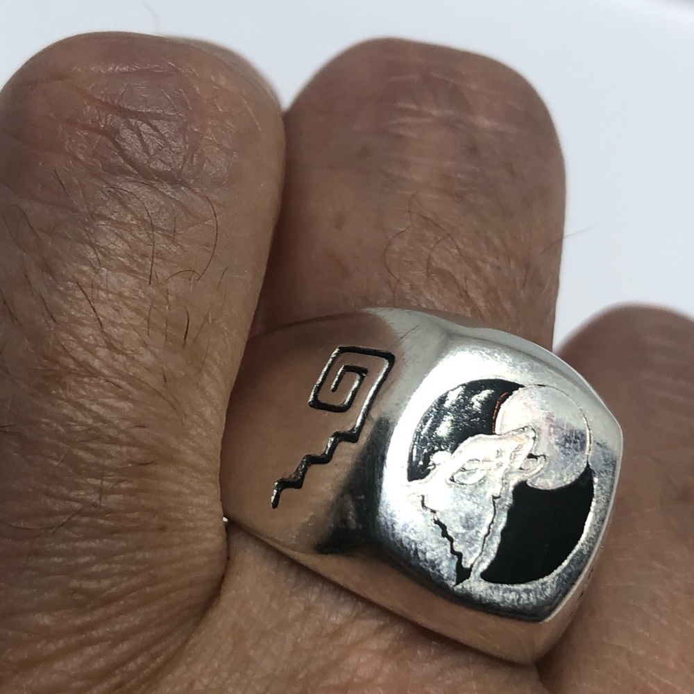 VINTAGE WOLF MOON MENS RING